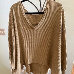 Loose fitting shirt